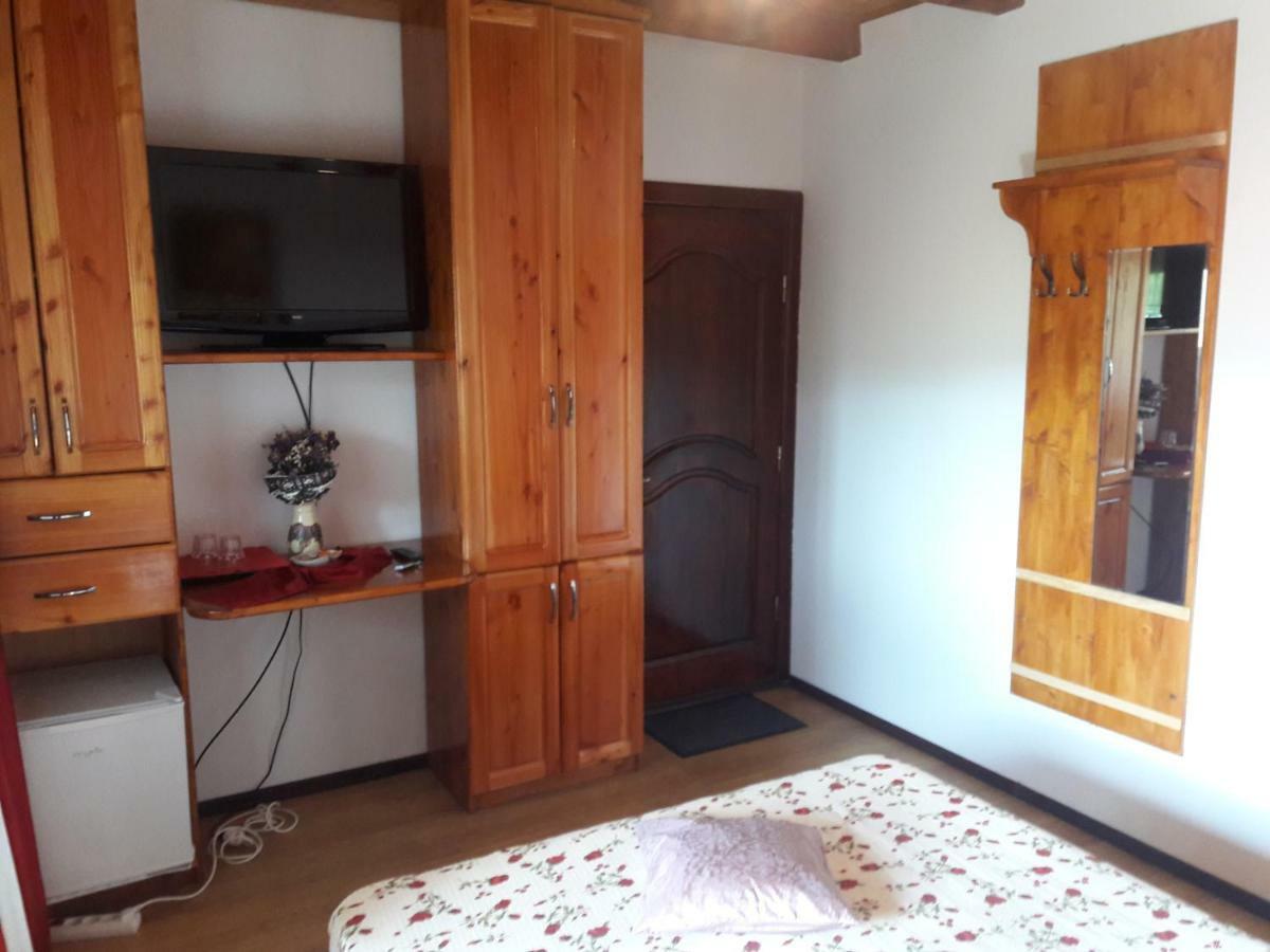 Hotel Casa Daos Nucşoara Esterno foto